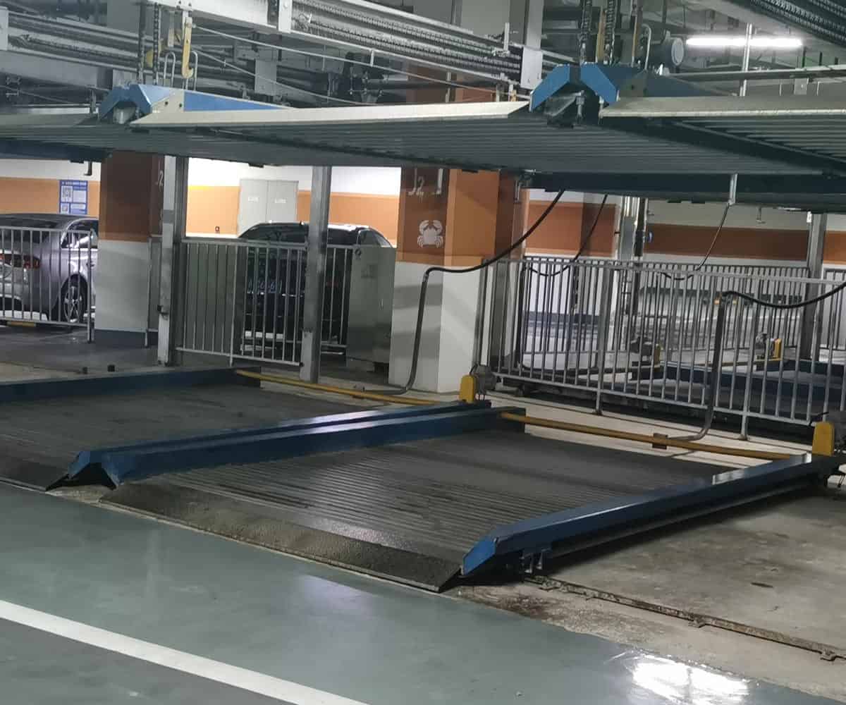 交通樞紐停車場停車難